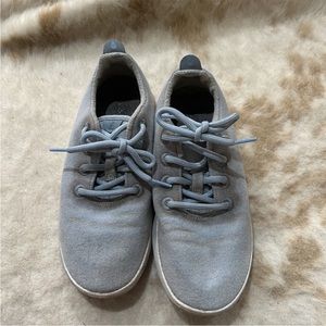 Women’s Allbirds Wool Runners Light Blue Size 8